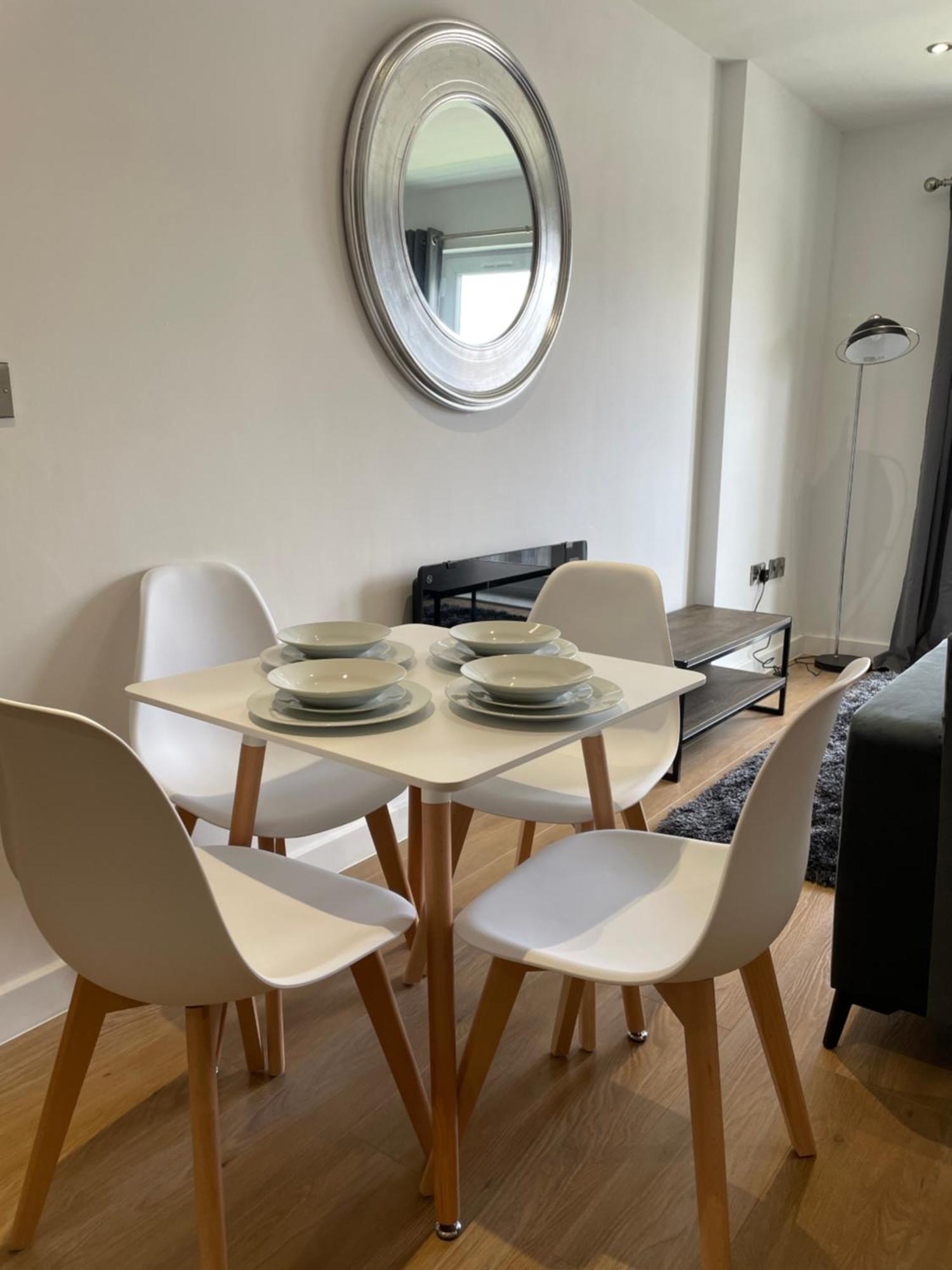 Stylish And Modern 2Br Apartment With Parking シェフィールド エクステリア 写真