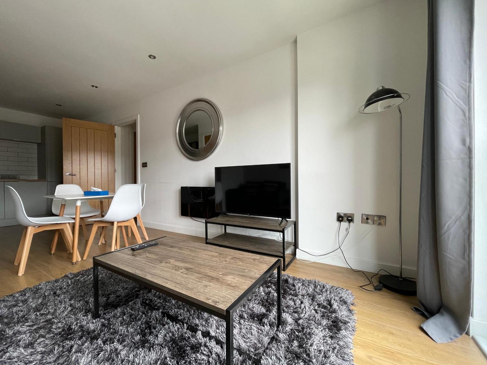Stylish And Modern 2Br Apartment With Parking シェフィールド エクステリア 写真